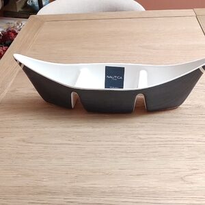 Nautica Canoe Navy Blue and White 3 Section Appetizer Bowl